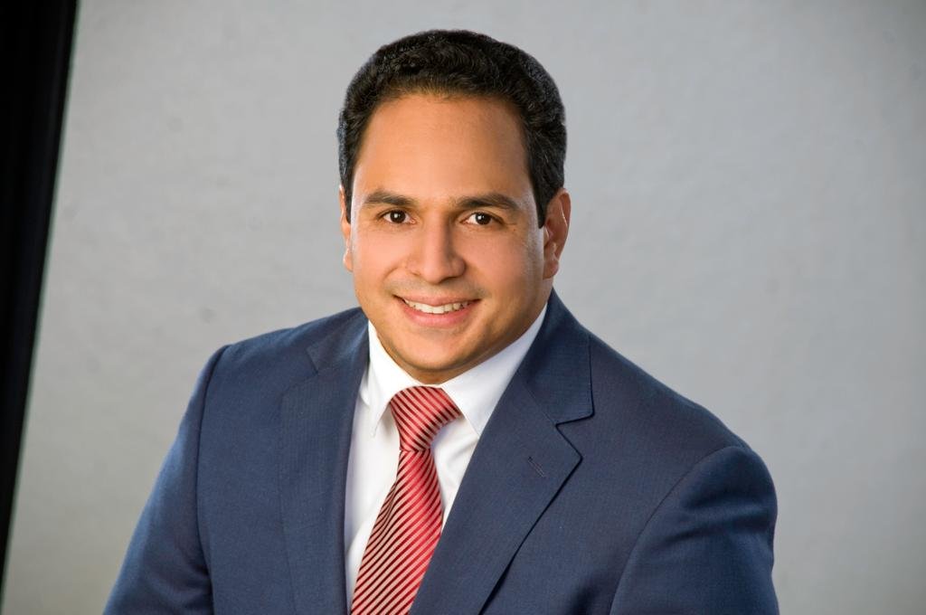 Manuel Conde designado como representante ante la JCE de Luis Abinader