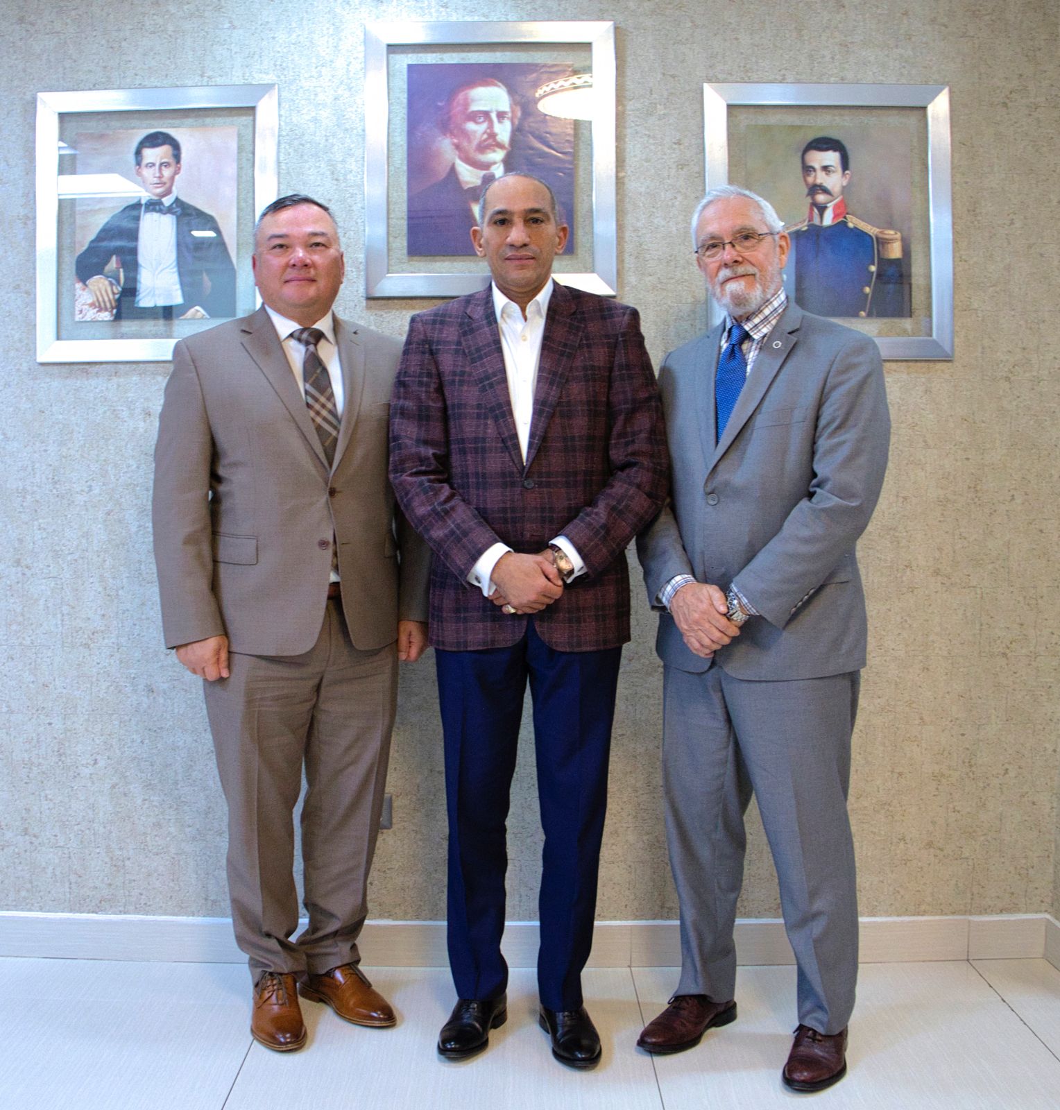 DNCD JUNTO INSTITUTO GOBERNANZA DE SEGURIDAD LUCHAN CONTRA EL NARCOTRÁFICO