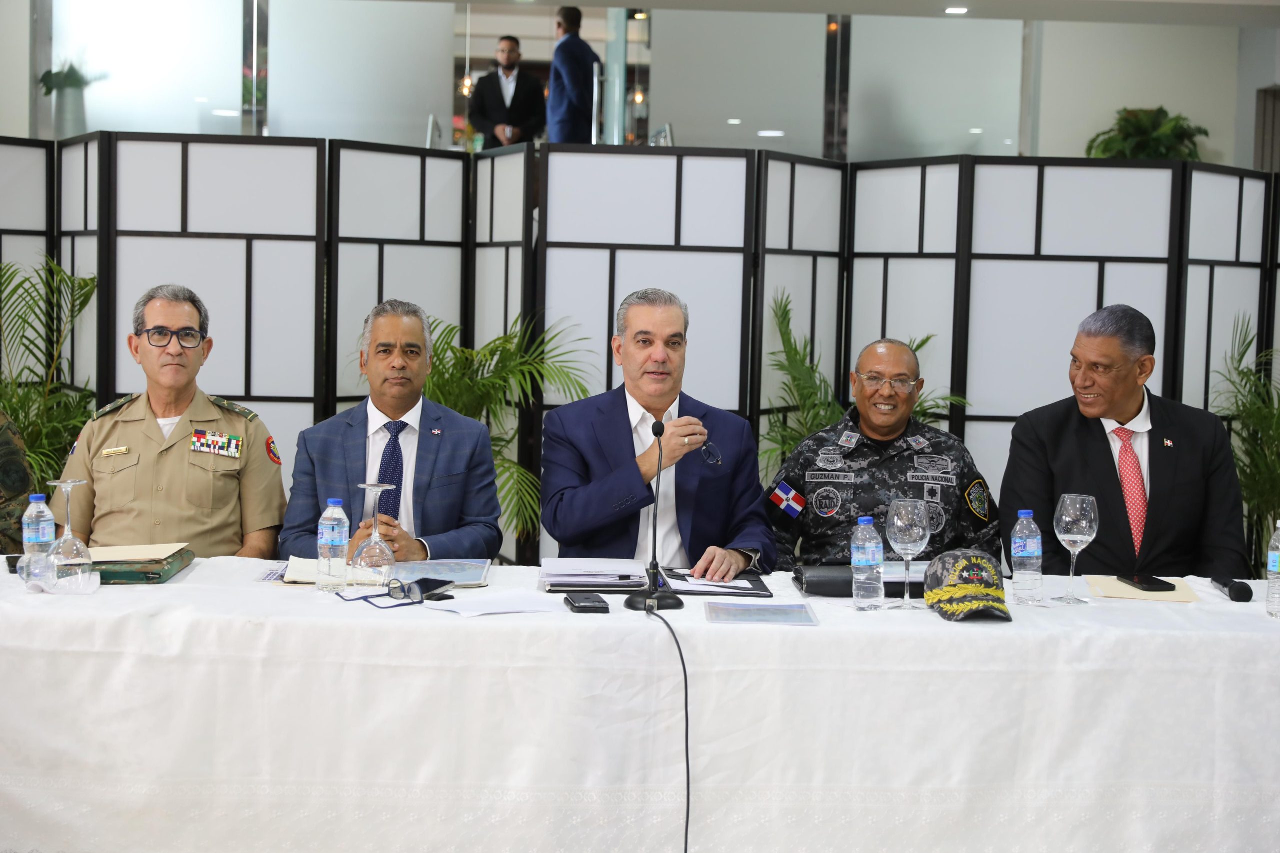 Abinader Encabeza Reunión Plan Seguridad Ciudadana