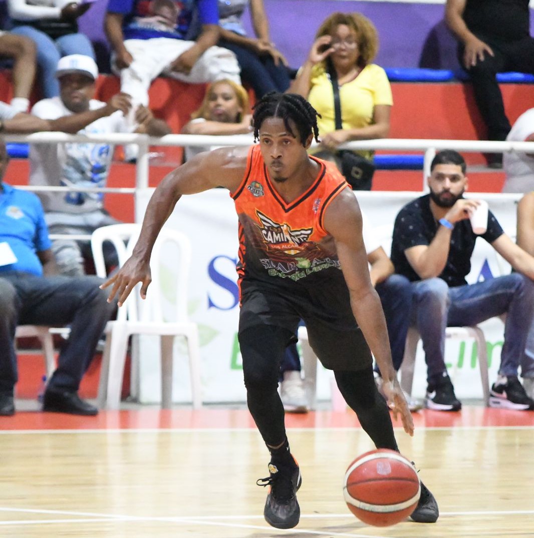 Anphernee Acevedo Catalizador Triunfo Caminantes En TBS Provincia SD