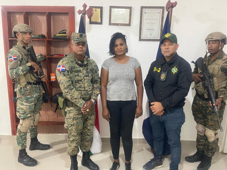 Fugitiva Haitiana Clairzier Emase, Es Detenida En La Zona Fronteriza