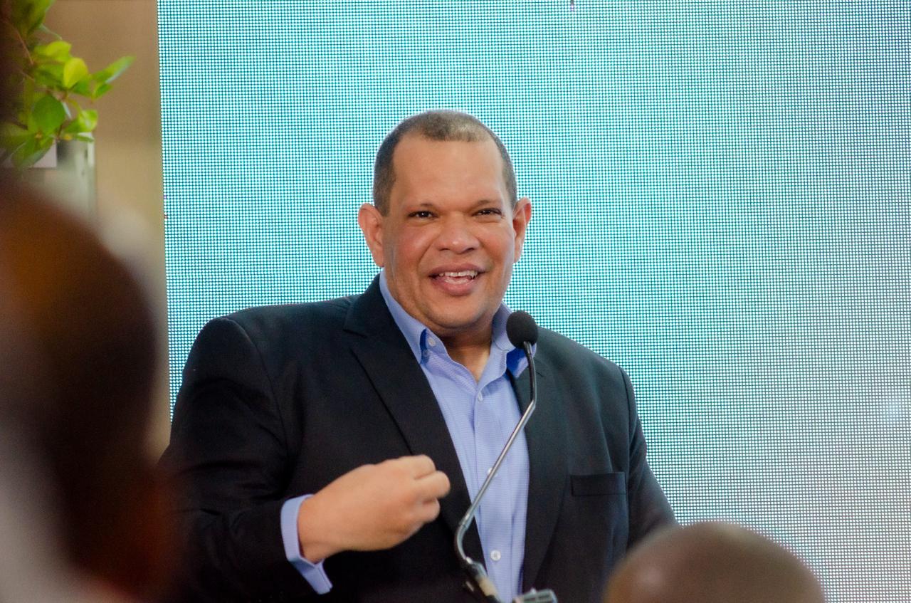 Carlos Guzmán Muestra Orgullo Por Su Gestión Como Alcalde SDN