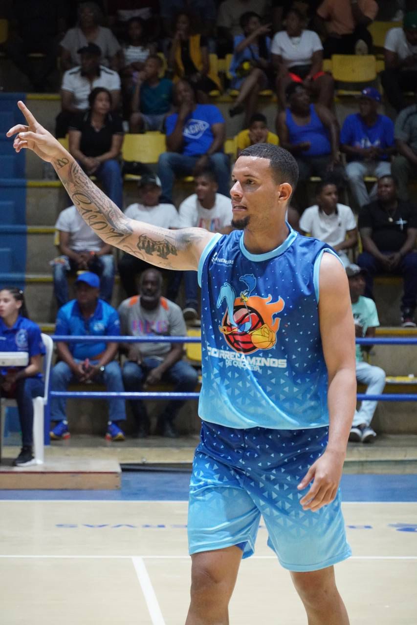 Consuelo y Quisqueya avanzan a semifinales Baloncesto Superior SPM