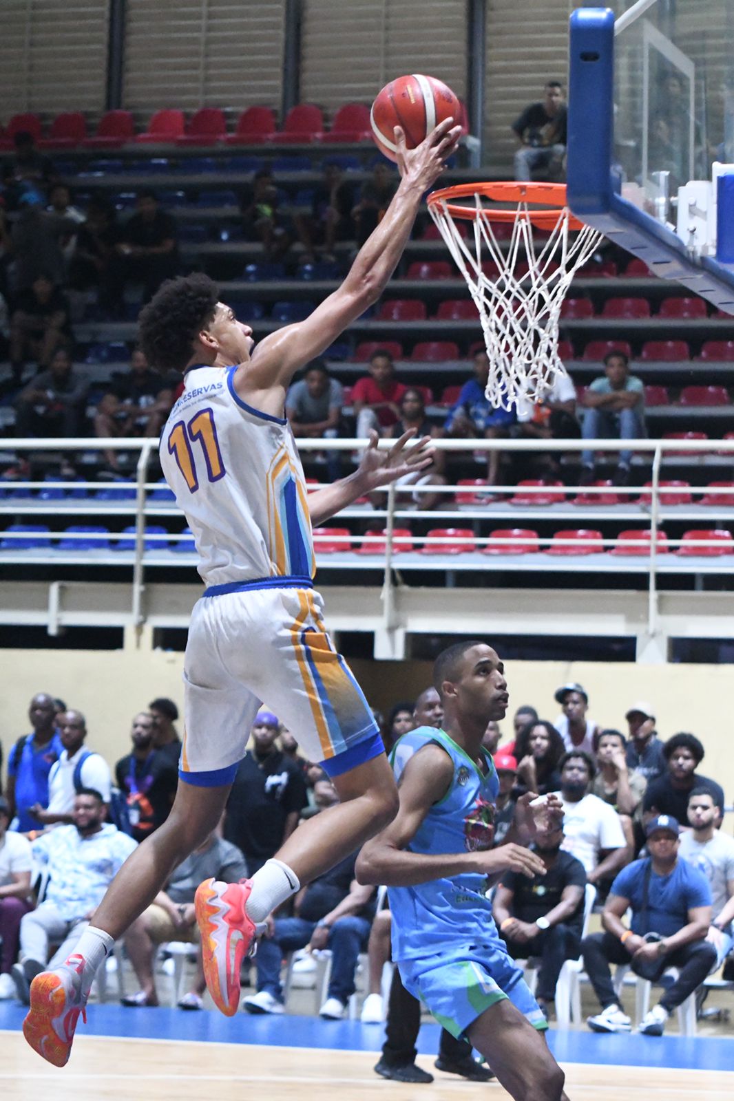 Trenes y Caobas City inician serie semifinal TBS Provincia SD con victorias