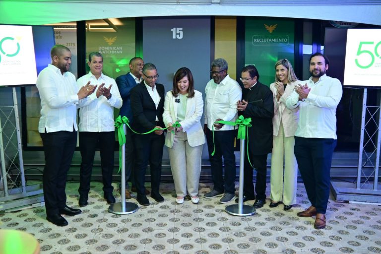Dominican Watcham abre Centro de Servicios en Mao