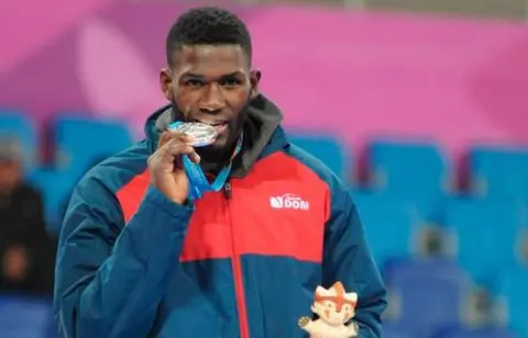 Bernardo Pie y Madelyn Rodríguez consiguen boleto a París