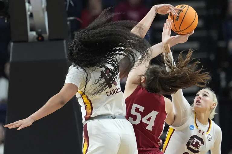 Carolina Del Sur Gana Título NCAA