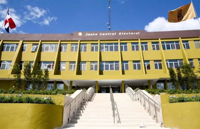 JCE realiza primera prueba cómputo electoral elecciones de mayo