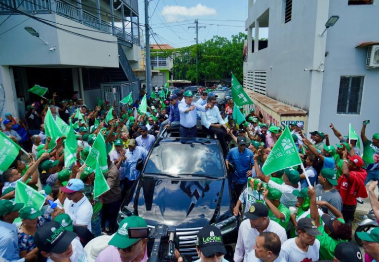 Cierre de Campaña de Leonel Fernández en Santo Domingo Este