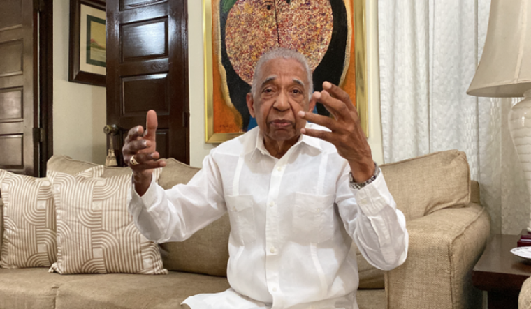 Fallecimiento del Destacado Catedrático Jesús de la Rosa