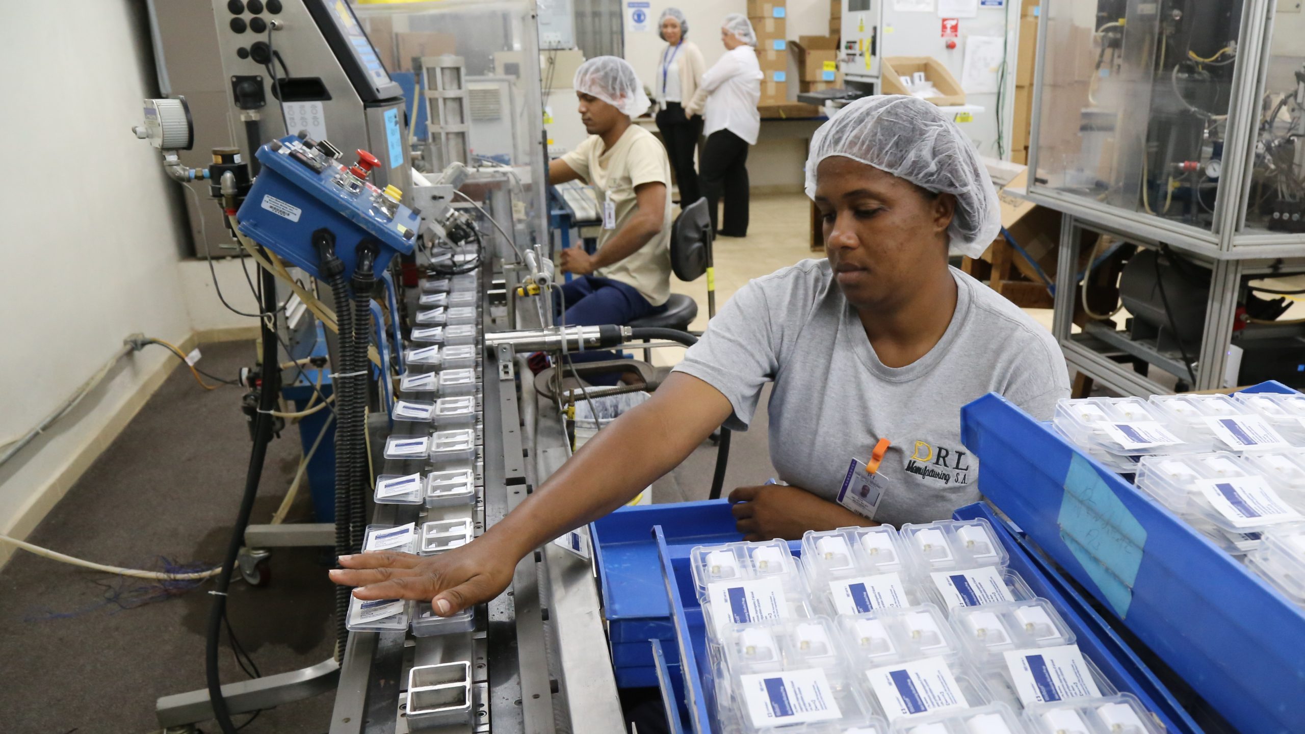 Adozona destaca aumento en exportaciones de Zonas Francas durante abril