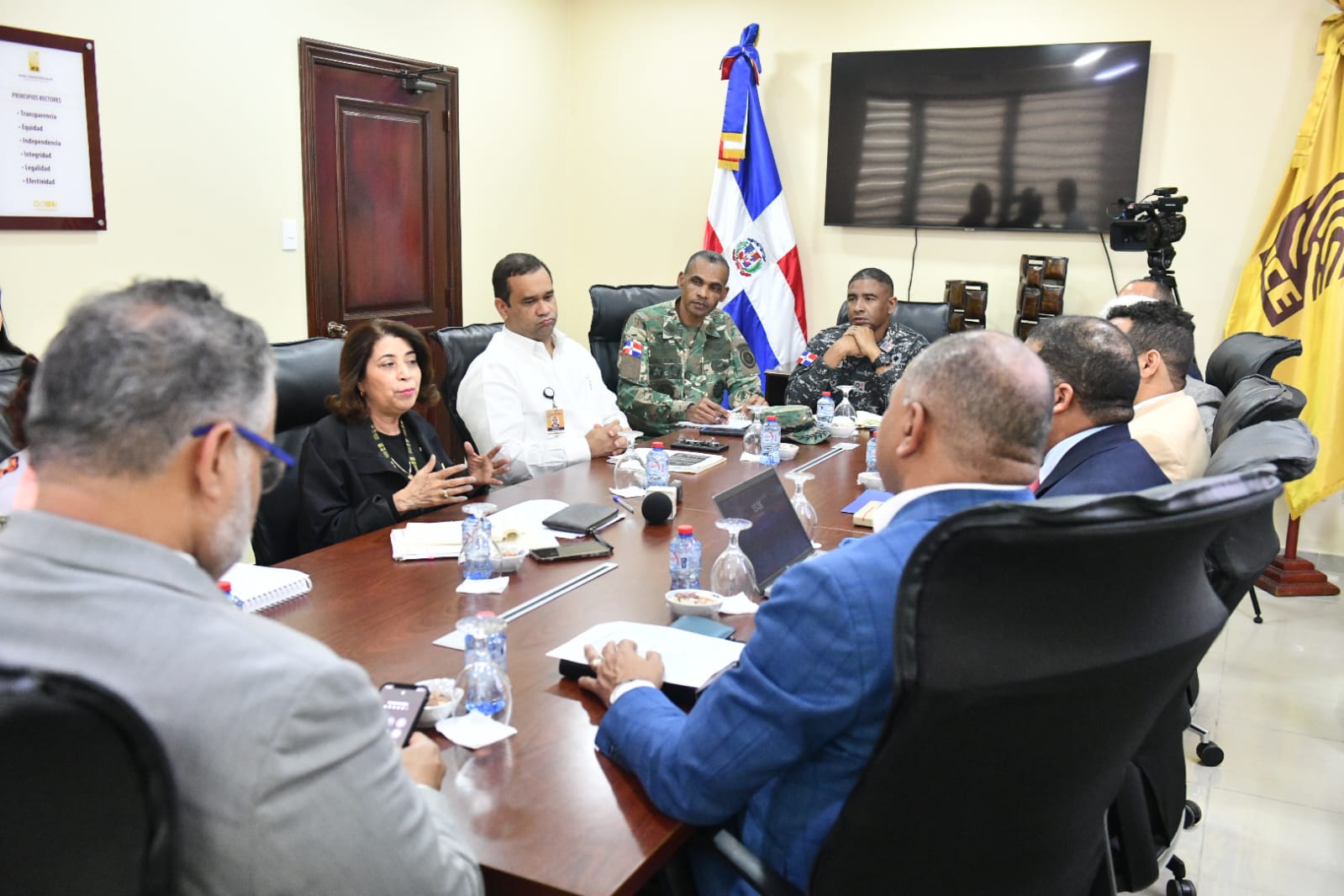 JCE, PGR y DGSPC ultiman detalles para el voto penitenciario en elecciones presidenciales