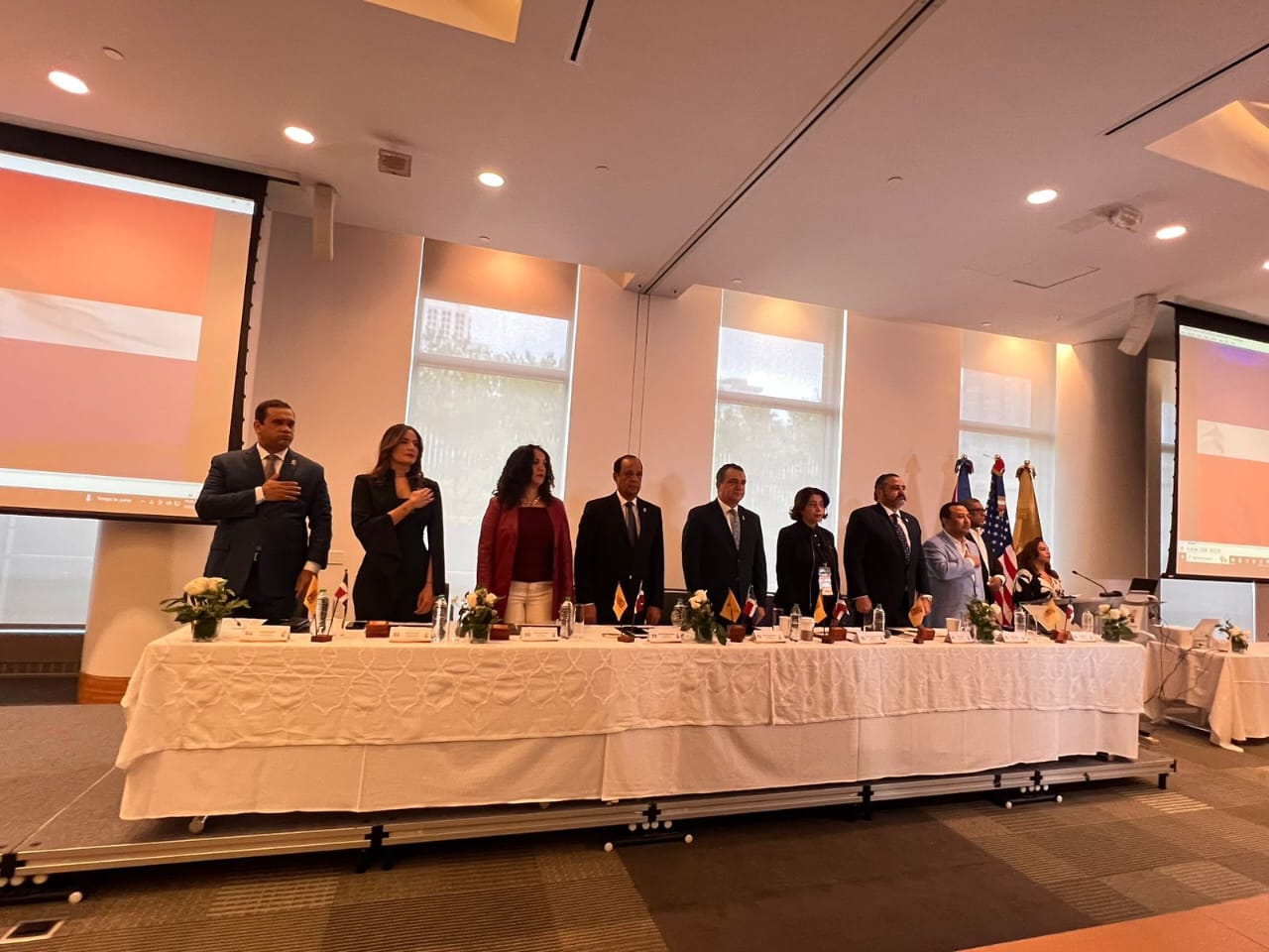 Pleno de la JCE concluye gira en EE. UU. supervisando preparativos para elecciones del 19 de mayo en el exterior