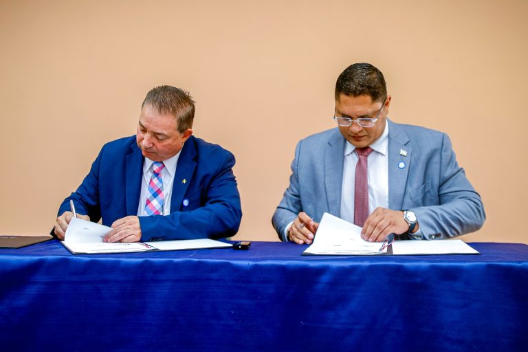 IDAC firma memorándum de entendimiento con la Agencia de Aviación Civil de Honduras