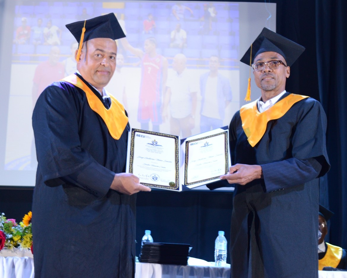 Casa de altos estudios reconoce al dirigente deportivo Jorge Núñez con Doctorado Honoris Causa