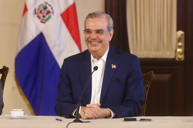 Abinader recibirá reconocimiento por su liderazgo en las Américas