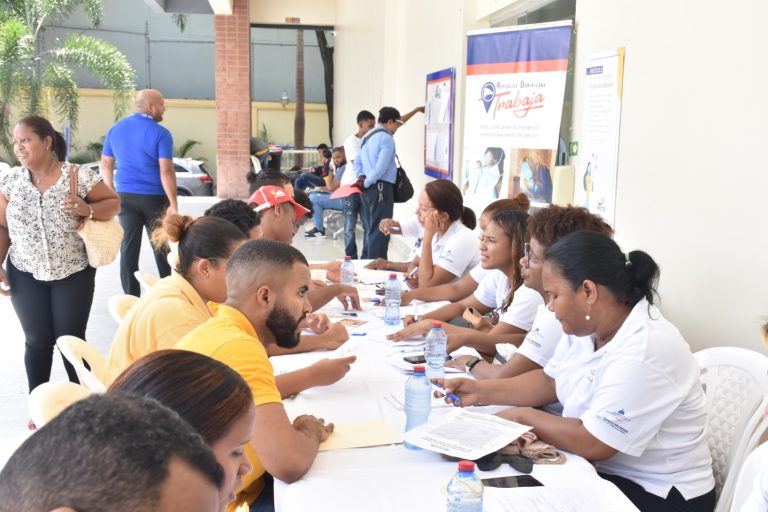 Ministerio de Trabajo Invita a Feria de Empleo en el Distrito Nacional