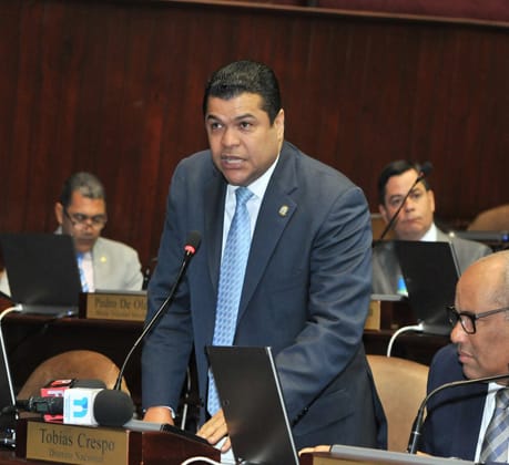 Líderes religiosos y la Iglesia Católica instan a votar por Tobías Crespo