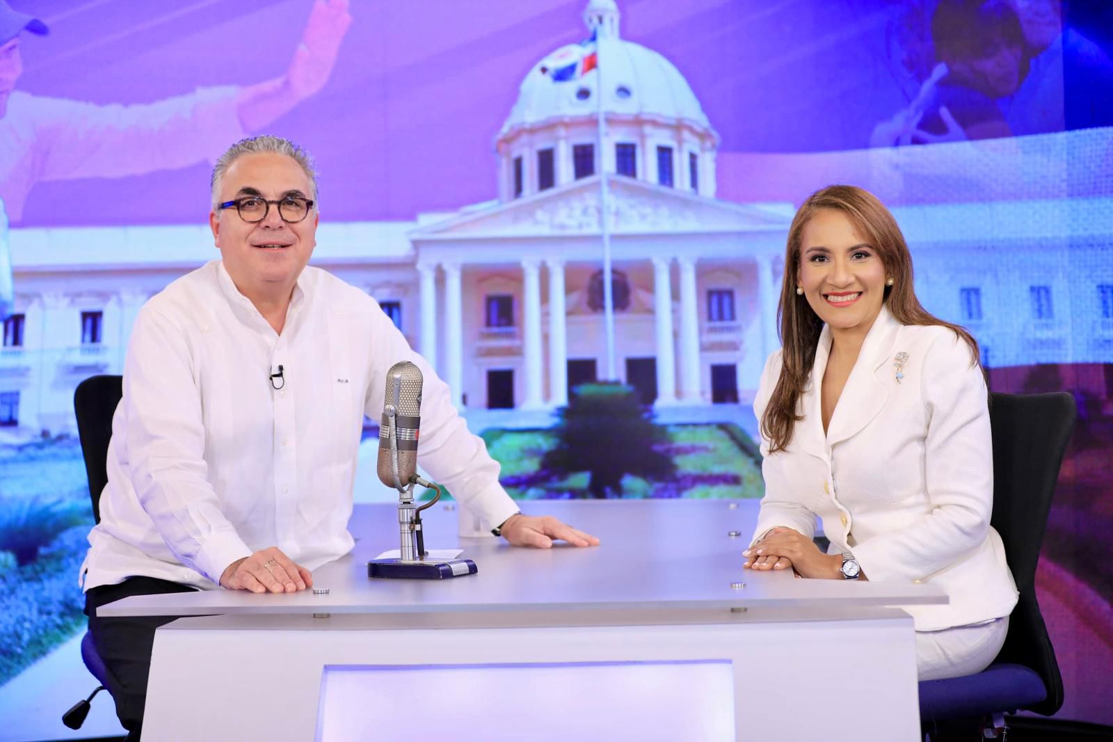 Zoraima Cuello destaca propuestas integrales en educación, salud y empleo durante entrevista con Roberto Cavada