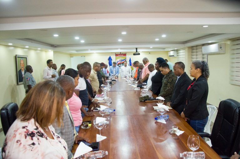 ASDN Declara Sesión Permanente y Organiza Mesa de Trabajo ante Vaguada en el País
