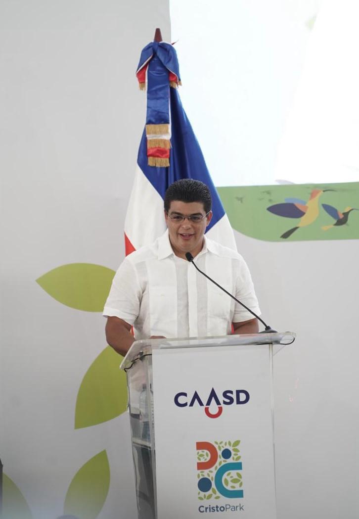 Fellito Suberví revela ganadores del programa de pasantías remuneradas en la CAASD para jóvenes ingenieros