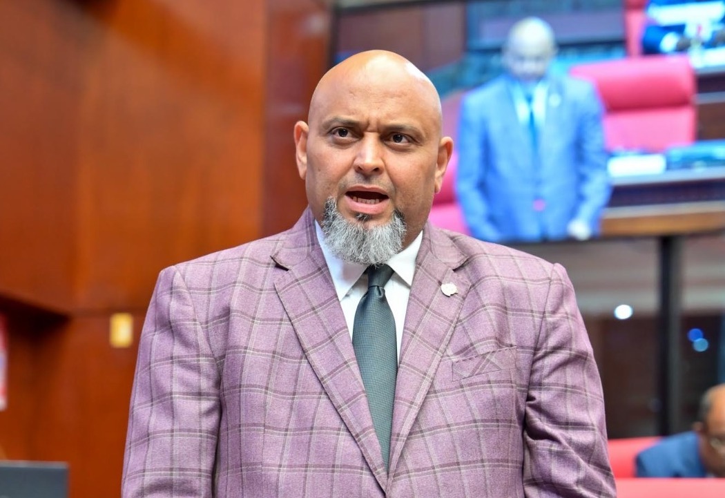 El Senador Lenin Valdez propone proyecto para elevar La Luisa a distrito municipal