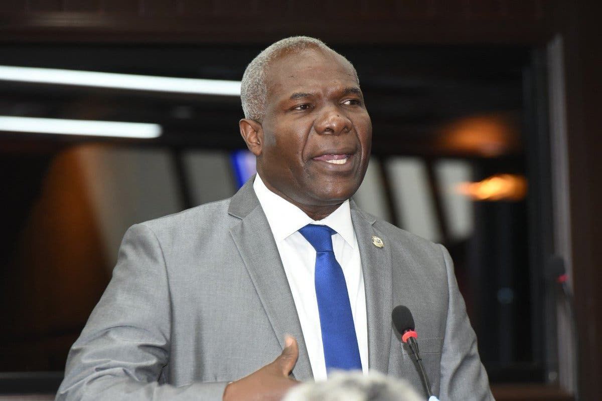 Diputado Luis Gómez impulsa proyecto para eliminar discriminación laboral por edad