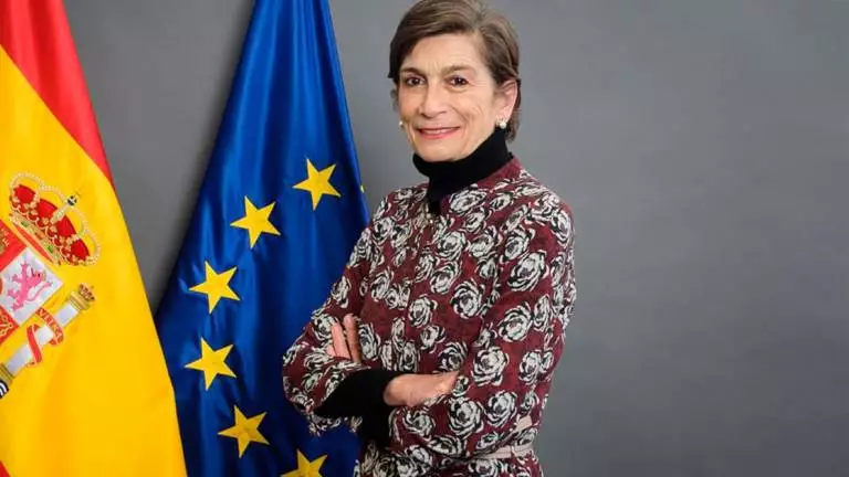 España retira a su embajadora en Buenos Aires tras crisis diplomática con Milei