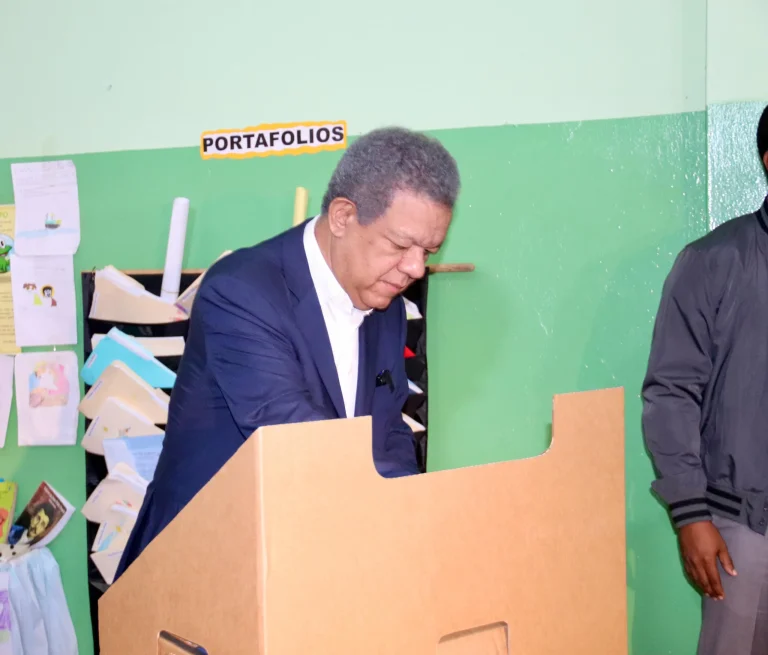 Leonel Fernández: Elecciones transcurren sin incidentes graves