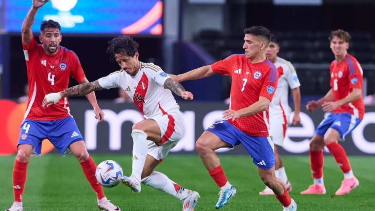 Chile y Perú inauguran Copa América con empate 0-0 en un clásico lleno de intensidad
