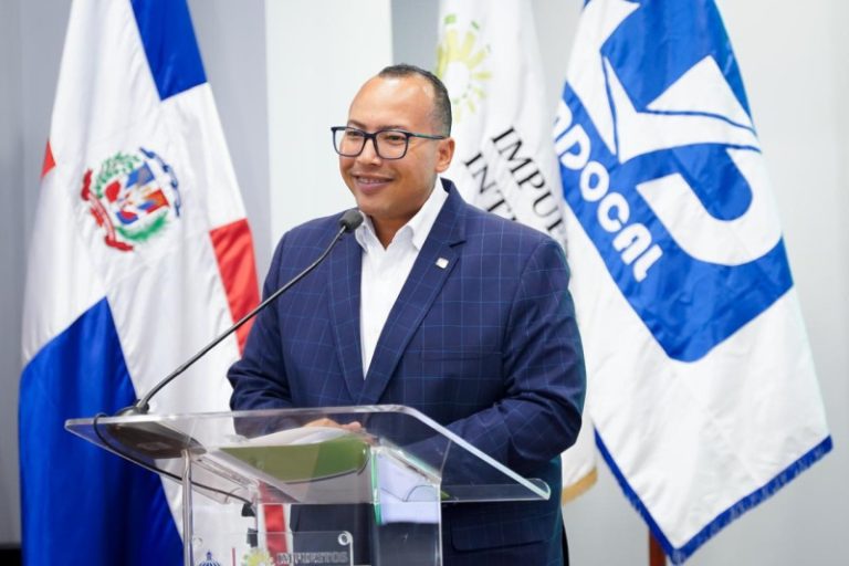 Cambio en la Dirección General de Pasaportes: Luis Abinader nombra a Lorenzo David Ramírez Uribe como nuevo director