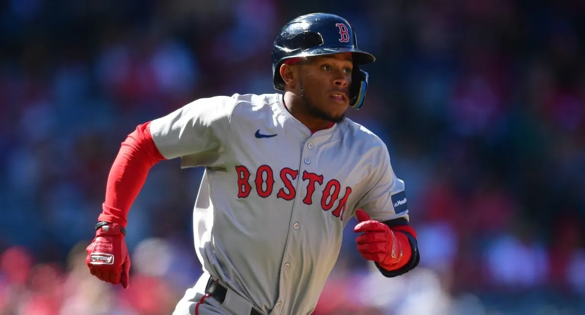 Los Medias Rojas de Boston superan a los Azulejos de Toronto en un emocionante duelo