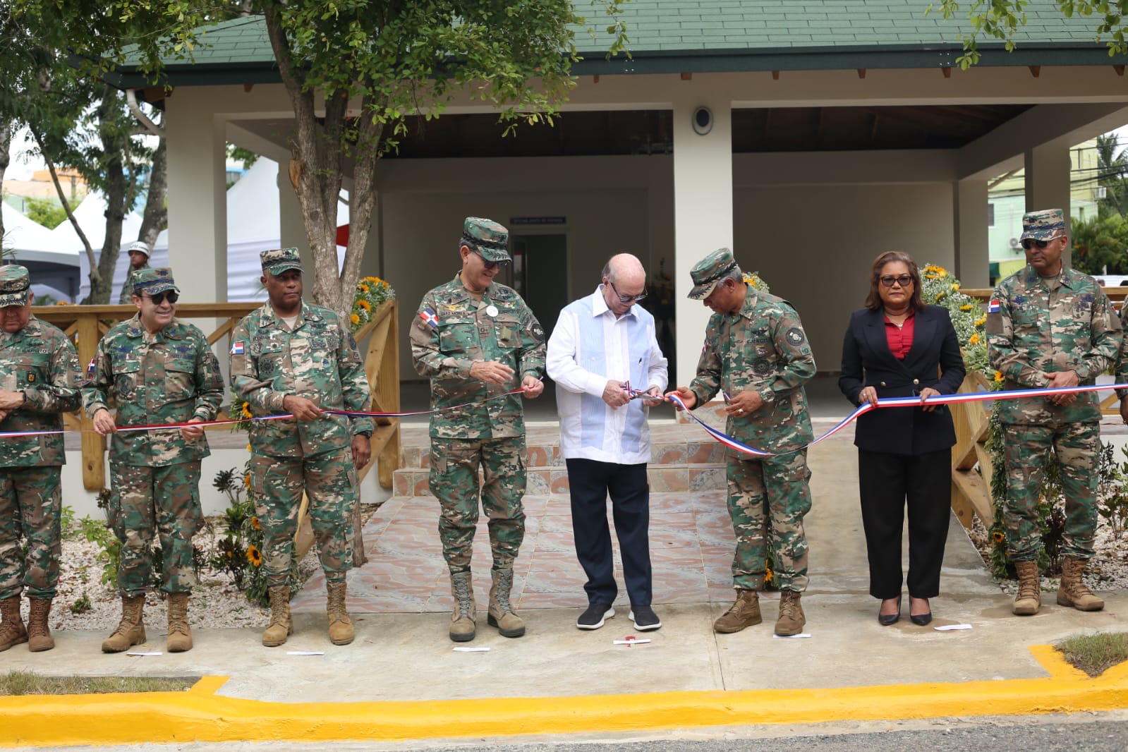 El ISSFFAA Inaugura Renovaciones en el Residencial Hainamosa para Mejorar la Calidad de Vida de las Fuerzas Armadas