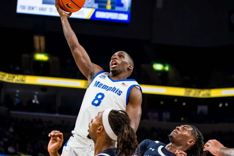 David Jones firma contrato con los Sixers de Filadelfia