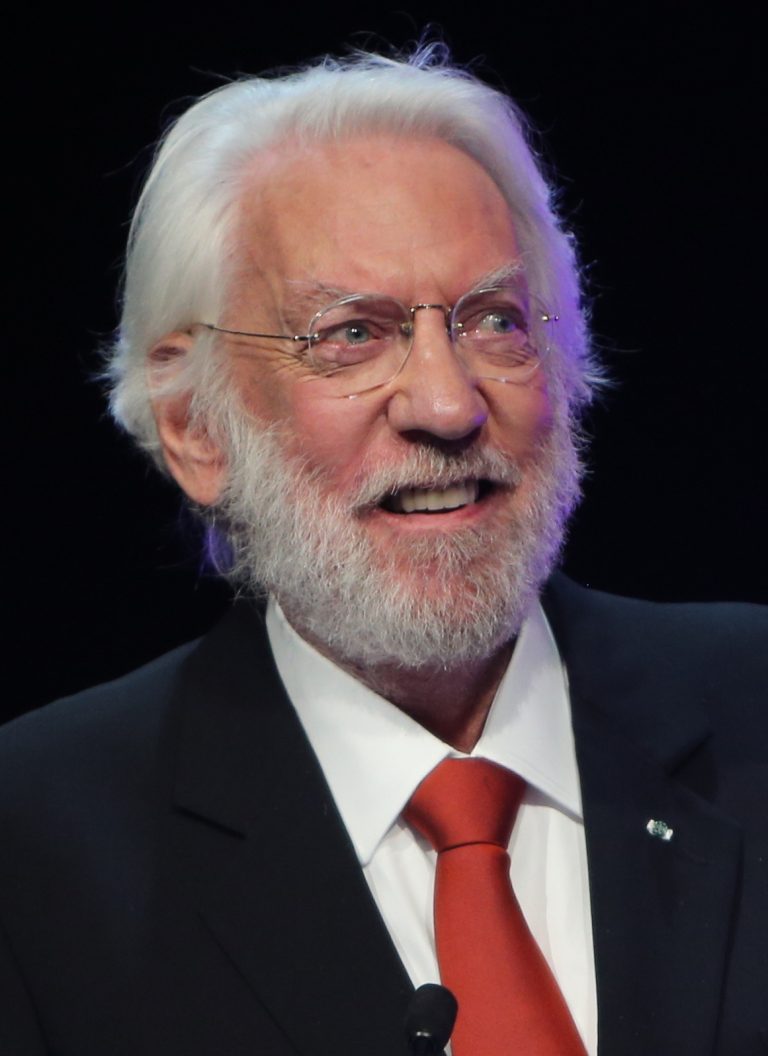 Fallece Donald Sutherland, Icono del Cine, a los 88 Años