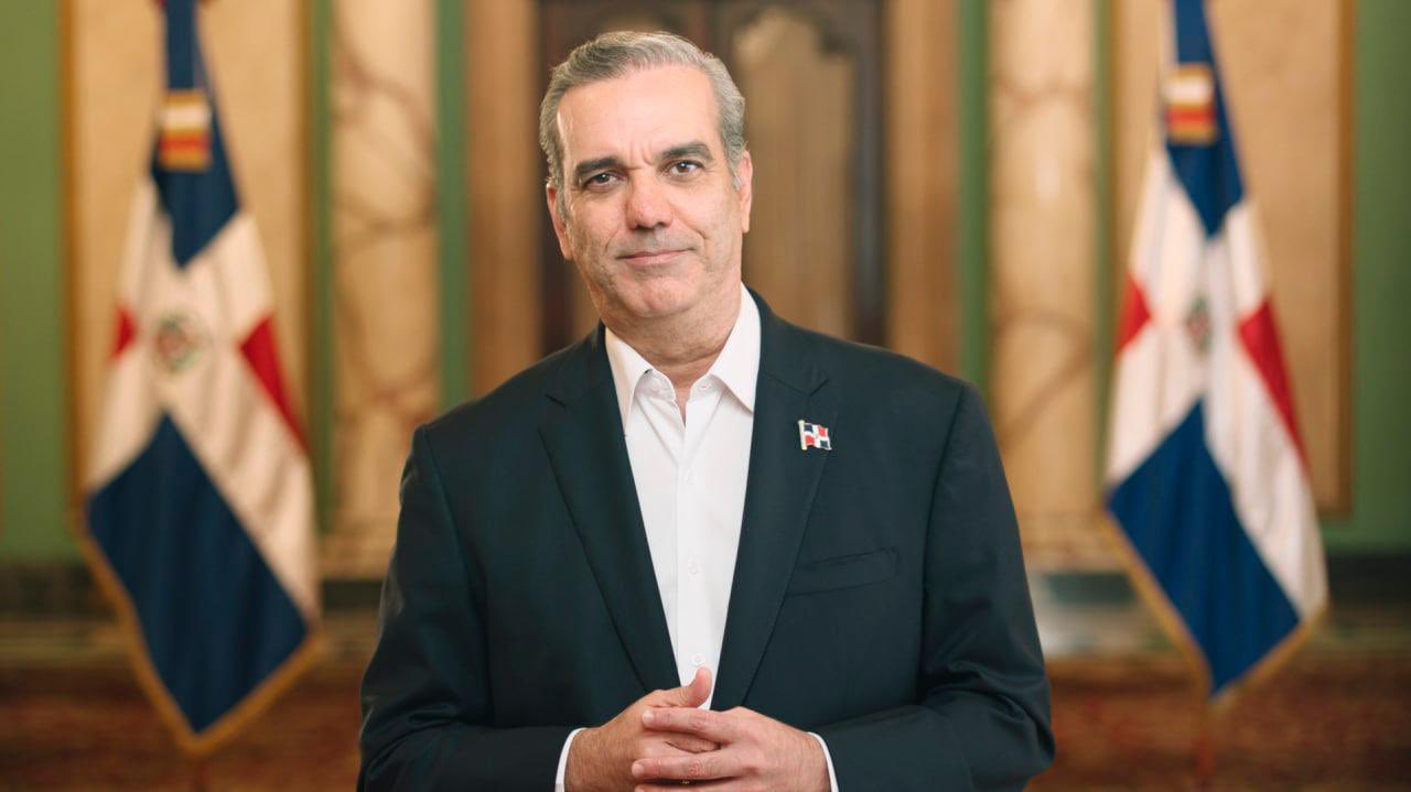 Presidente Luis Abinader resalta avances en formación técnica y expansión del Infotep durante su toma de posesión