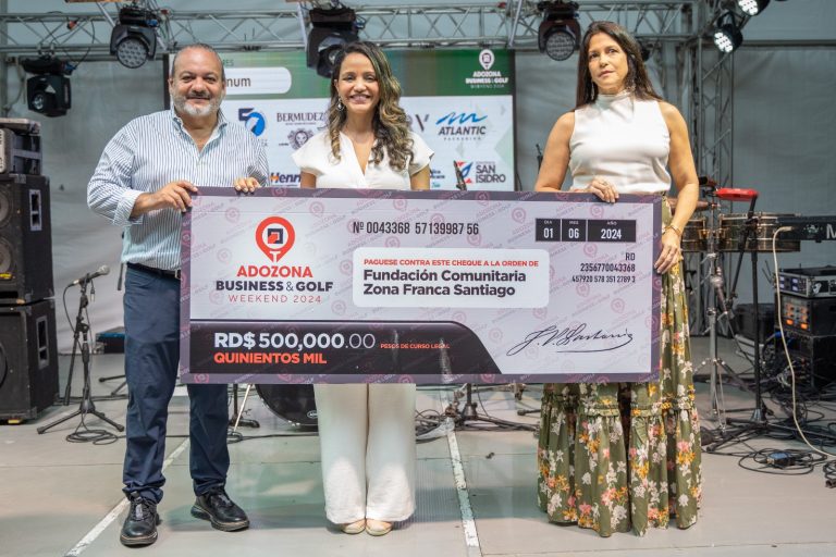 ADOZONA Fortalece la Educación Infantil con una Donación de 500,000 Pesos a la Fundación Comunitaria Zona Franca Santiago