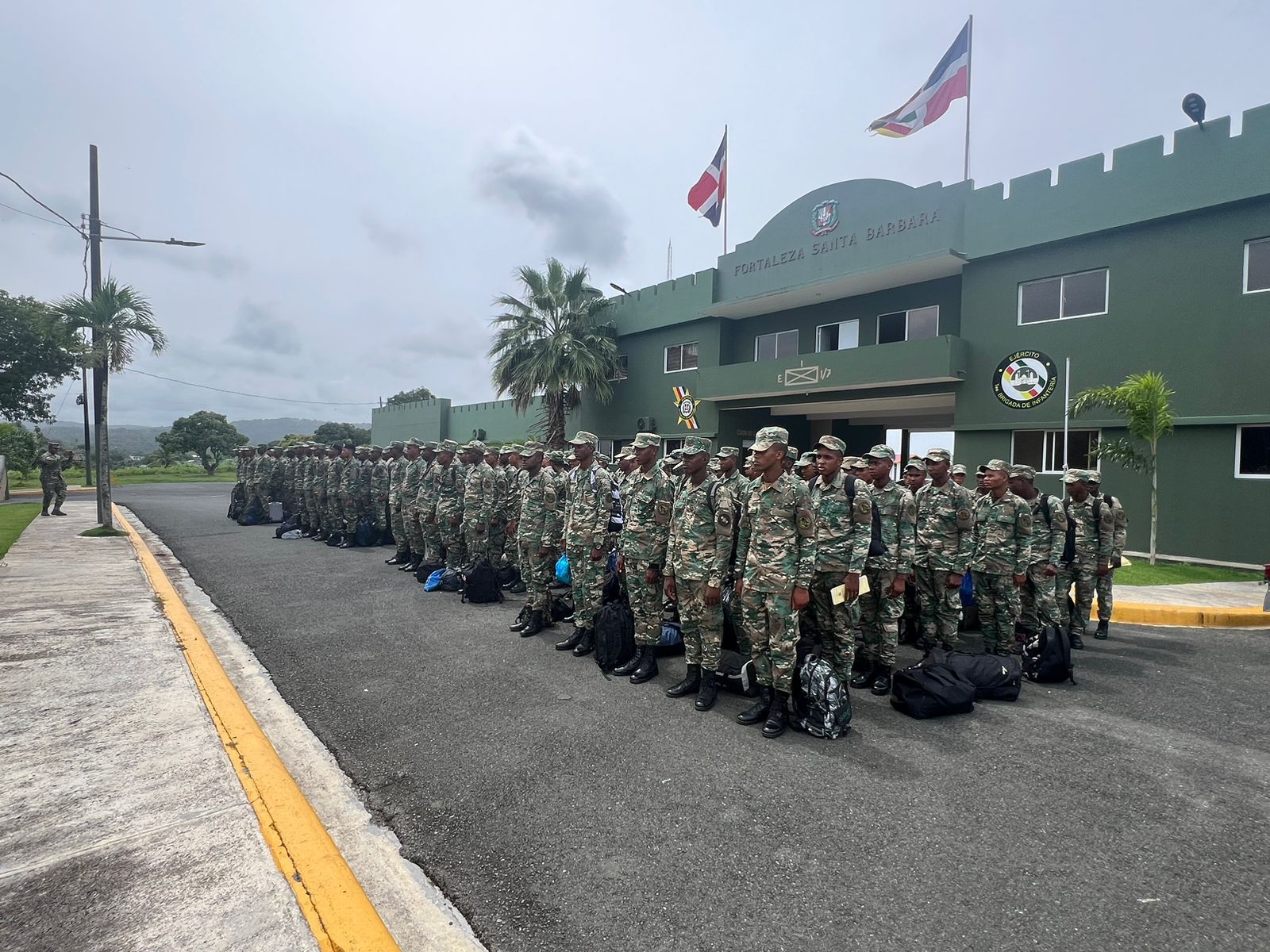Ejército Dominicano Refuerza Presencia en Frontera y Unidades Especiales