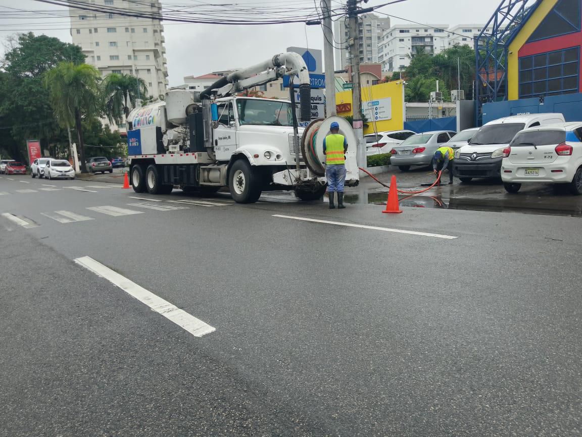 Brigadas de la Alcaldía DN realizan trabajos preventivos para mitigar efectos de las lluvias