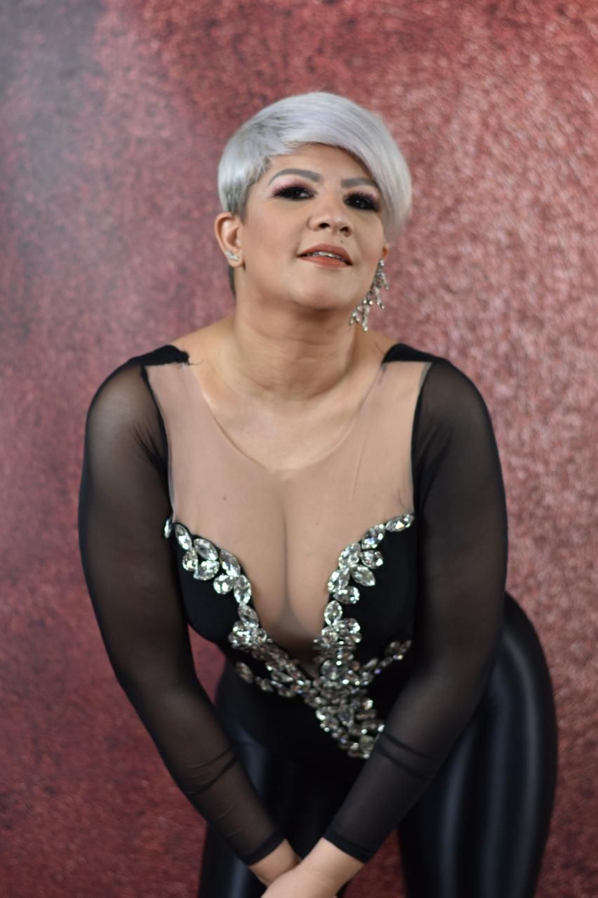 Sary Corniel Presenta su Nuevo Tema "La Patrona" y Anuncia Participación en Concierto junto a Christian Nodal