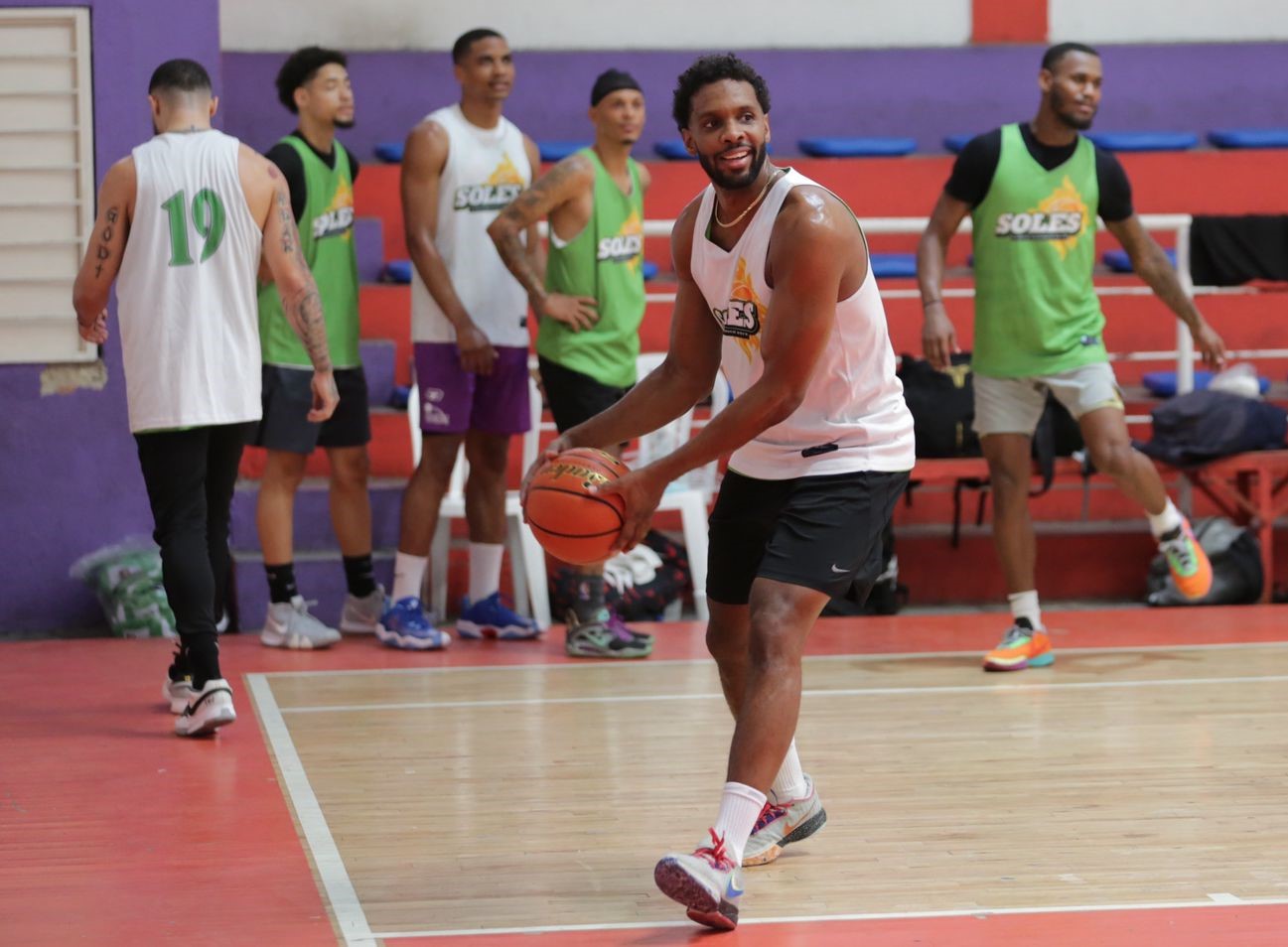 Gerardo Suero Lidera Inicio de Entrenamientos de Soles SDE para el Torneo 2024 de la LNB