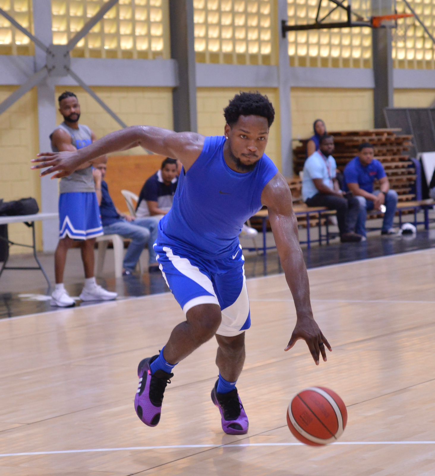 Andrés Feliz: Enfrentar a Giannis Antetokounmpo es un Orgullo