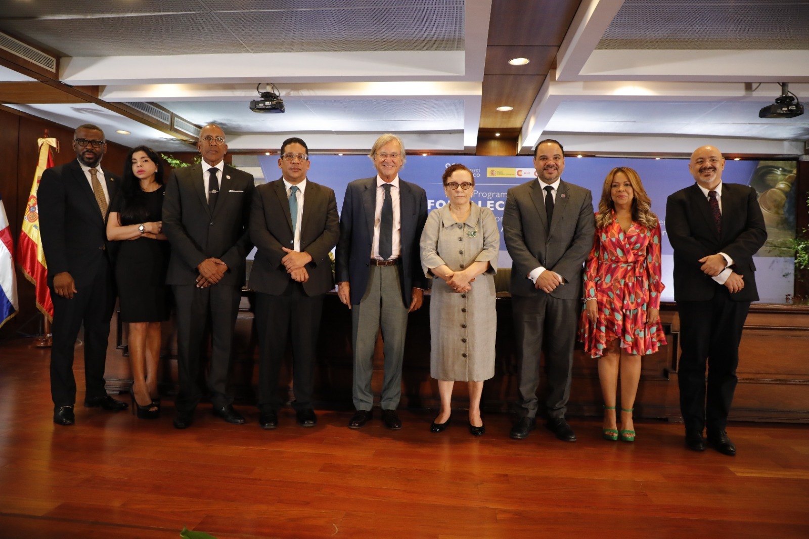 Contralor Félix Santana Anuncia Rigurosidad en Cumplimiento de Ley de Declaraciones Juradas de Patrimonio