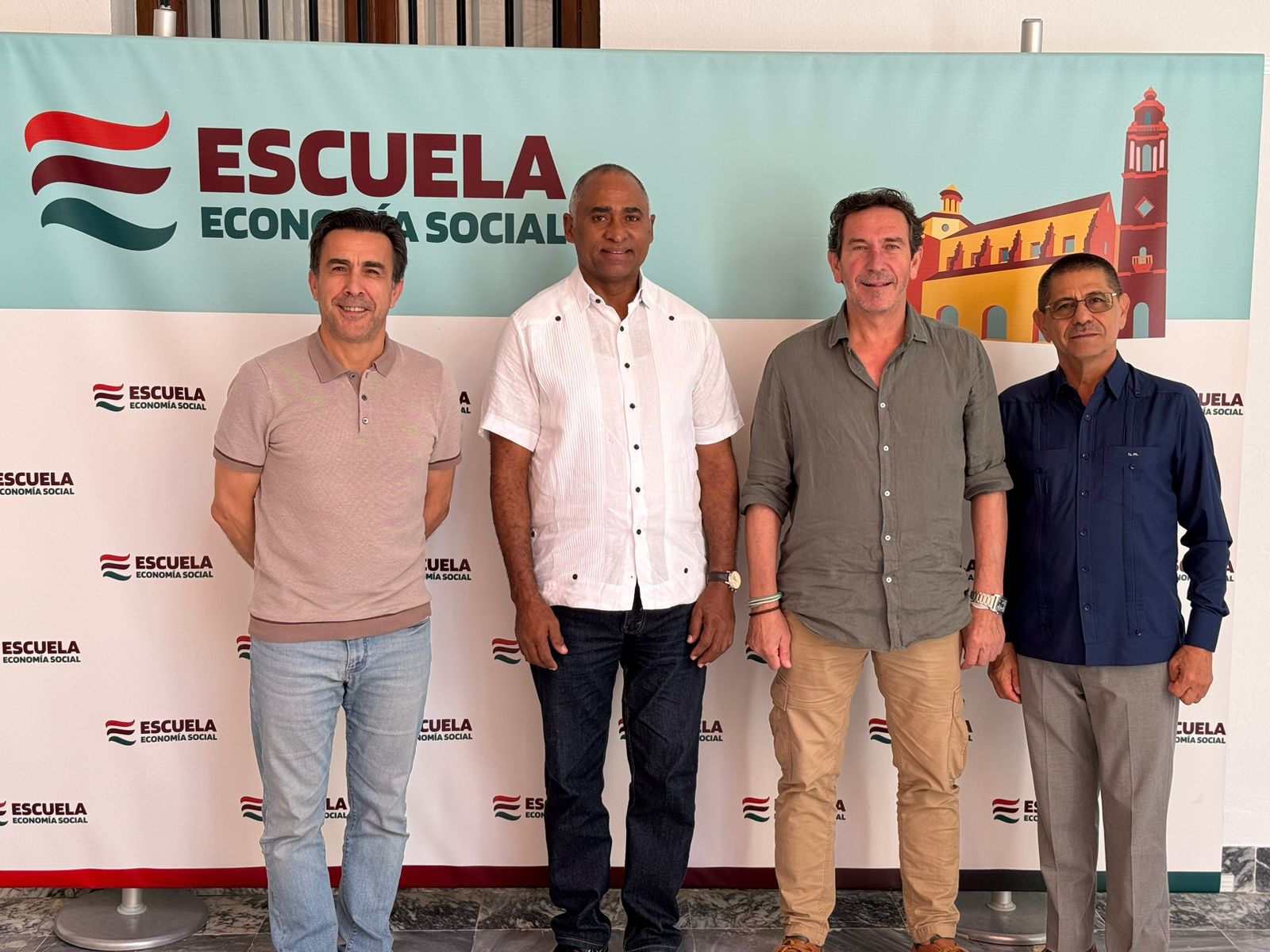 Julito Fulcar viaja a España para dictar conferencia sobre políticas públicas de fomento del cooperativismo y la economía social