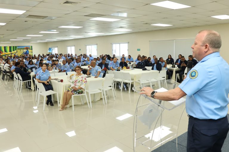 CESAC Celebra el Día Mundial de las Madres y los Padres con un Emotivo Encuentro