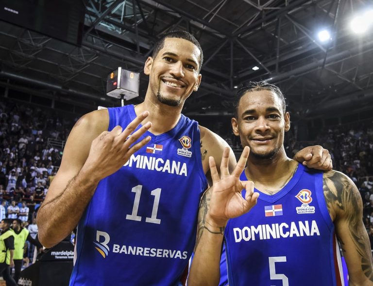 Liz y Eloy se unen a la Selección Nacional de Baloncesto para el Repechaje Olímpico