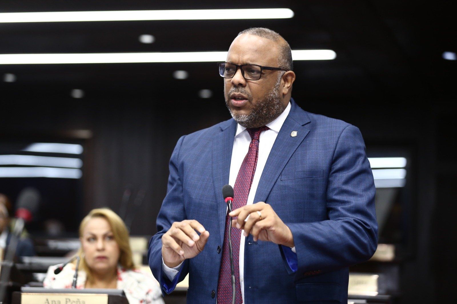 LUIS HENRÍQUEZ: “COMBATIR LA CORRUPCIÓN SIN MENOSCABAR LA LIBERTAD DE EXPRESIÓN ES IMPERATIVO”