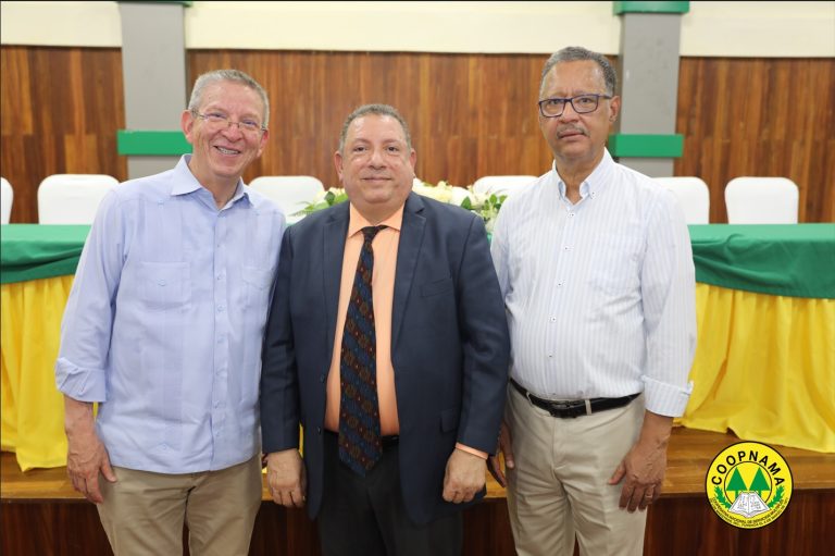 Visita de Directivos de COLAC a COOPNAMA fortalece la cooperación internacional