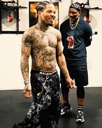 Gervonta Davis Retiene su Título de Peso Ligero de la AMB con un Impresionante Knock Out sobre Frank Martin en Las Vegas