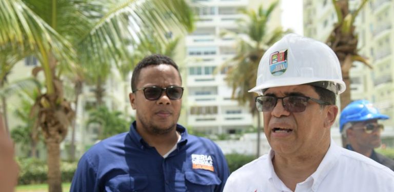 Alcalde de Santo Domingo Este Informa Sobre Impacto del Huracán Beryl en el Malecón
